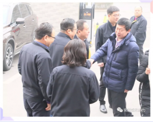 市政協(xié)副主席、住建局黨組書記、局長(zhǎng)侯津琪到益和熱力公司走訪慰問一線職工